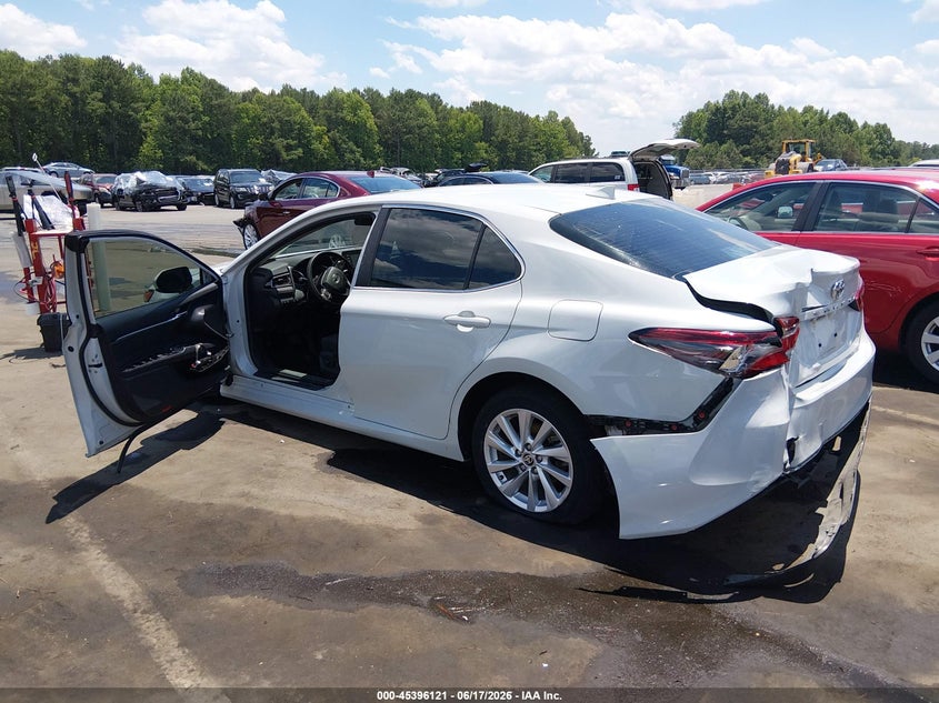 2023 TOYOTA CAMRY auction photo 3