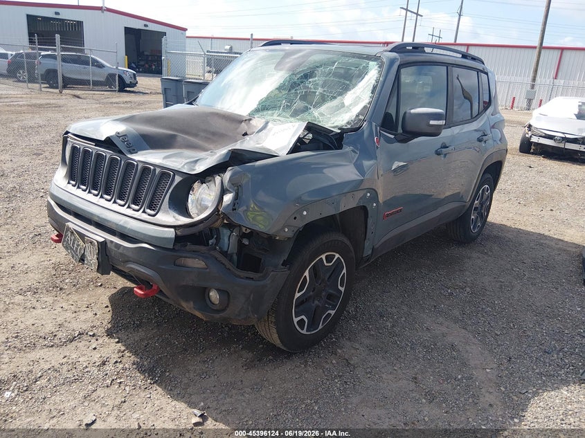 2015 JEEP RENEGADE auction photo 2