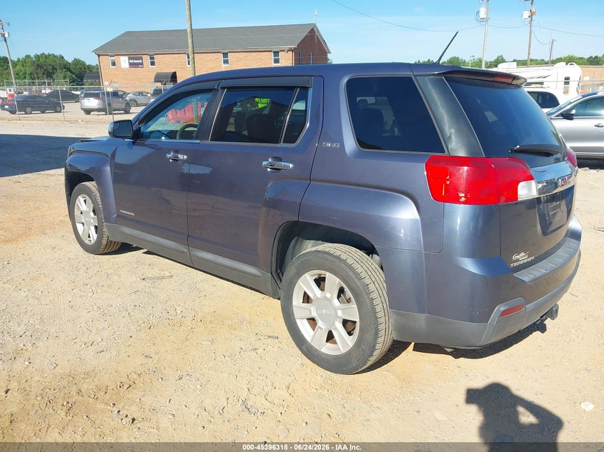 2013 GMC TERRAIN auction photo 3