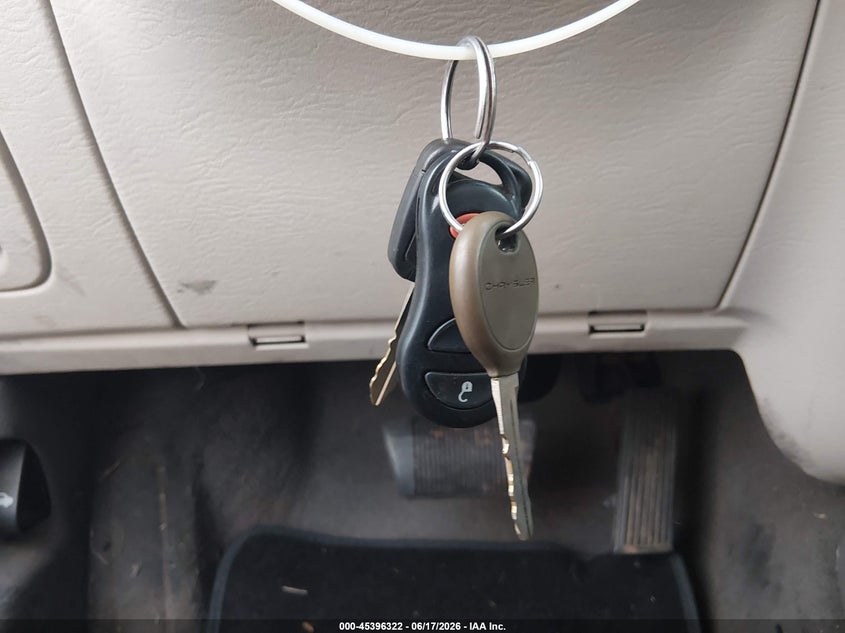2001 Chrysler Pt Cruiser VIN: 3C8FY4BB51T630270 Lot: 45396322