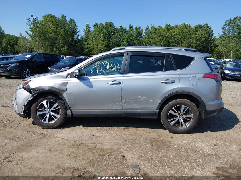 TOYOTA RAV4 - zdjęcie 14