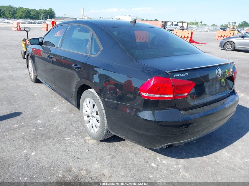 2014 VOLKSWAGEN PASSAT auction photo 2
