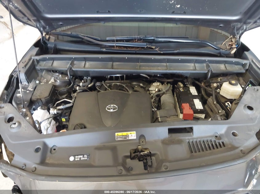 VIN 5TDFZRBH3NS210863 2022 TOYOTA HIGHLANDER PLATINUM