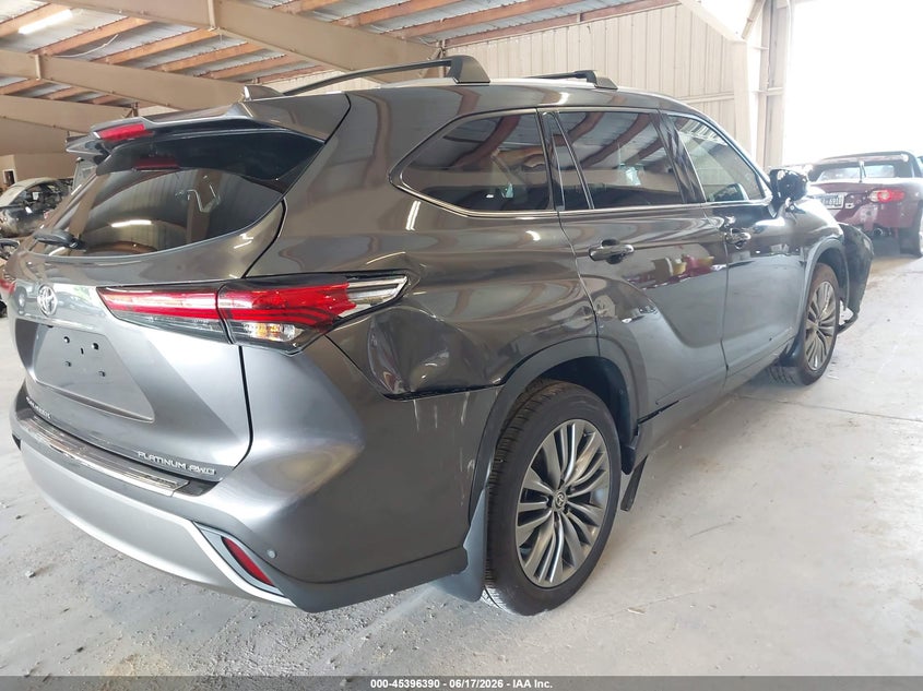 VIN 5TDFZRBH3NS210863 2022 TOYOTA HIGHLANDER PLATINUM