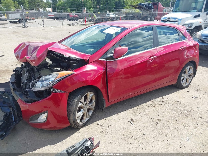 2014 HYUNDAI ELANTRA GT auction photo 2