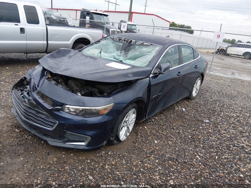 2018 CHEVROLET MALIBU auction photo 2