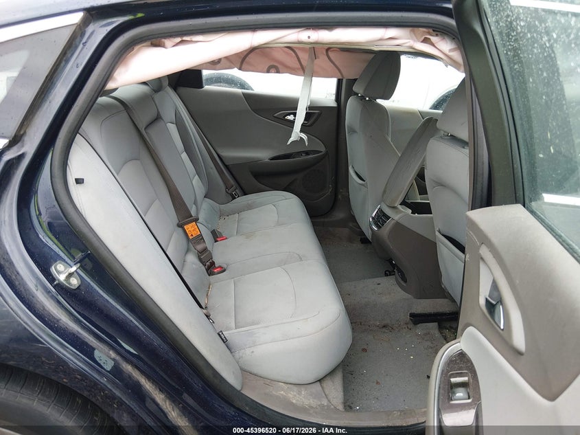 2018 CHEVROLET MALIBU auction photo 8