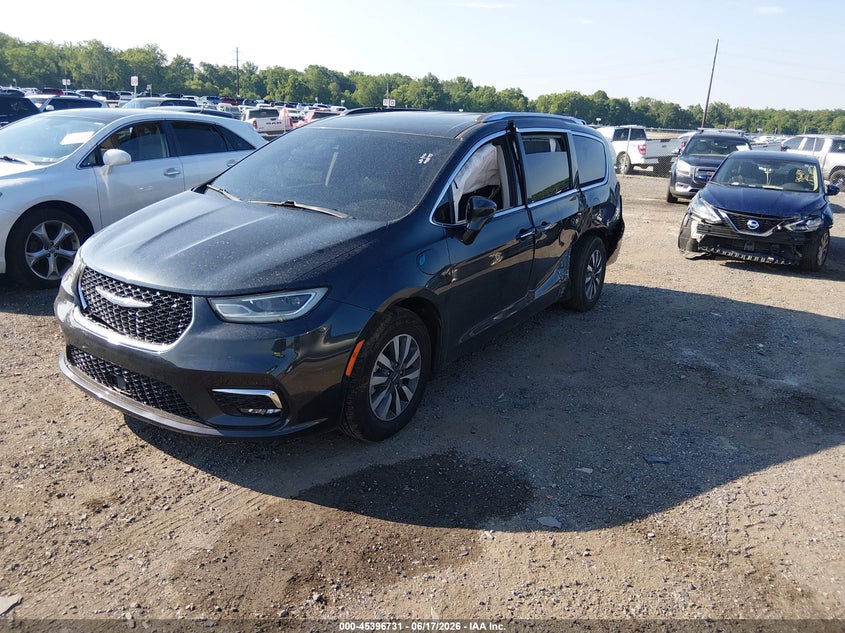 2021 CHRYSLER PACIFICA HYBRID auction photo 2