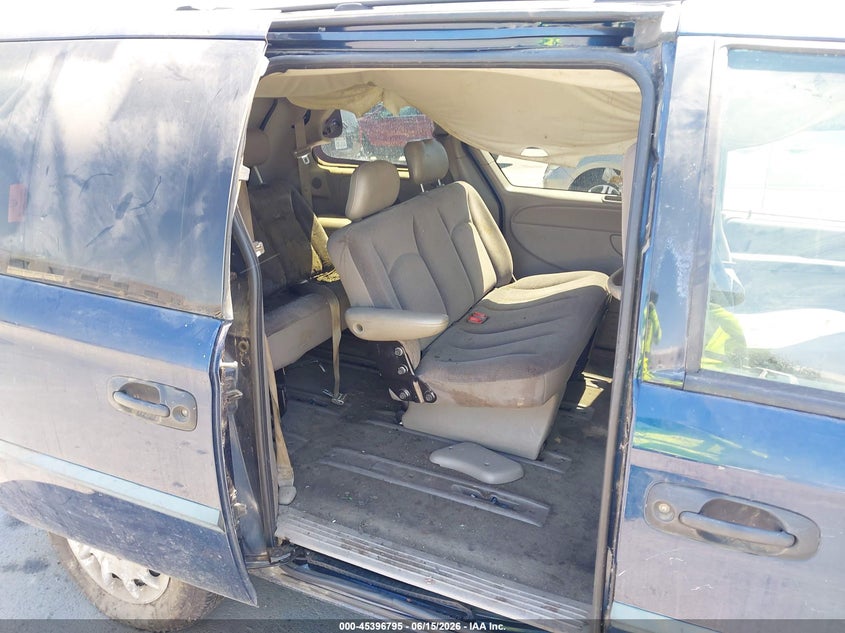 2001 Chrysler Voyager VIN: 1C4GJ25361B115976 Lot: 45396795