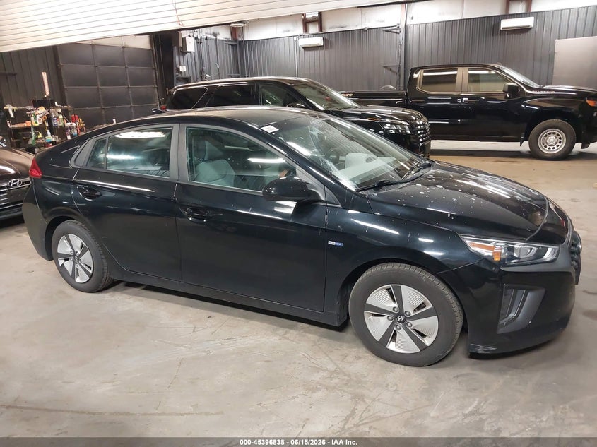 AtlanticExpress - Hyundai Ioniq Hybrid