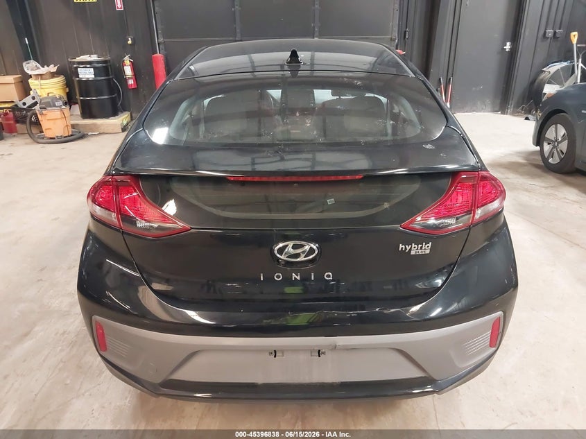 AtlanticExpress - Hyundai Ioniq Hybrid