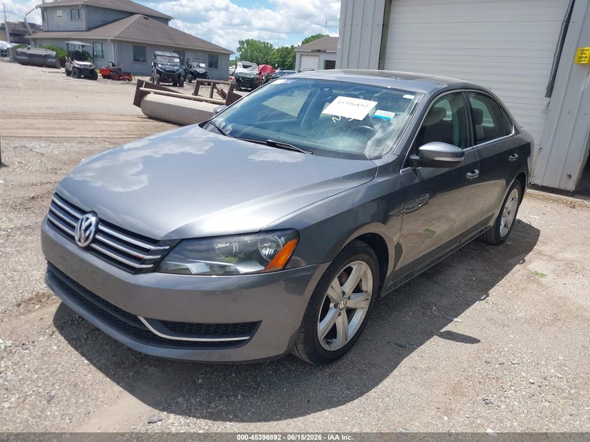 2013 Volkswagen Passat 2.5l Se 1VWBH7A31DC001887 photo 1