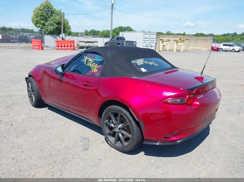 Vin: jm1ndac71k0306040, lot: 45894899, mazda mx-5 miata club 20193