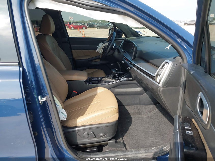 Фото 5 - KIA SORENTO