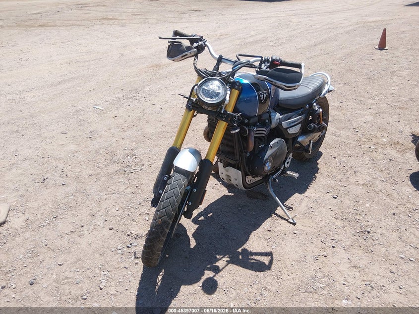 2020 TRIUMPH MOTORCYCLE SCRAMBLER auction photo 2