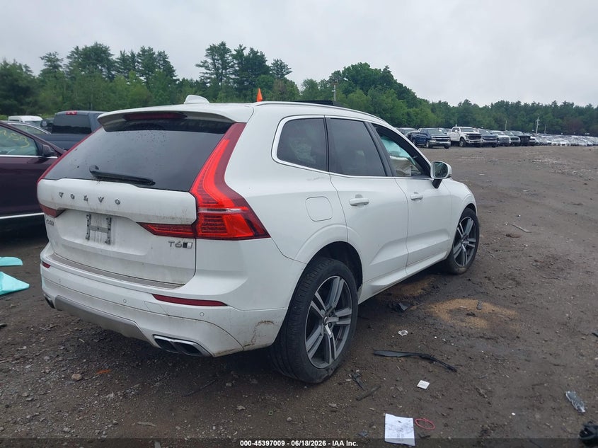 2021 VOLVO XC60 auction photo 4