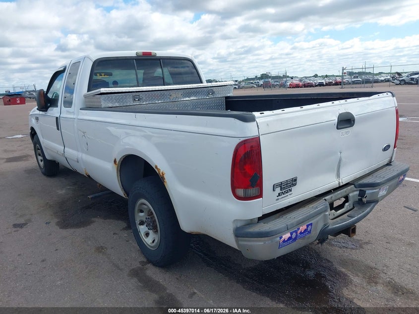 2003 FORD F-250 auction photo 3