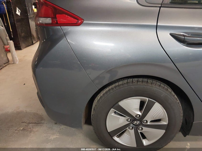 2019 HYUNDAI IONIQ HYBRID BLUE — Фото 13