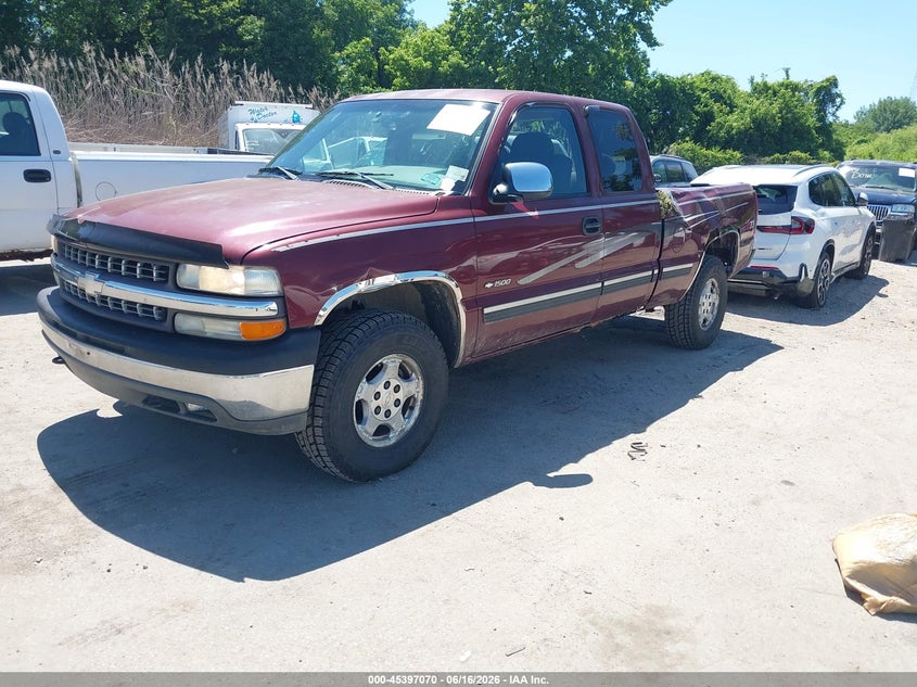 2002 CHEVROLET SILVERADO 1500 auction photo 2
