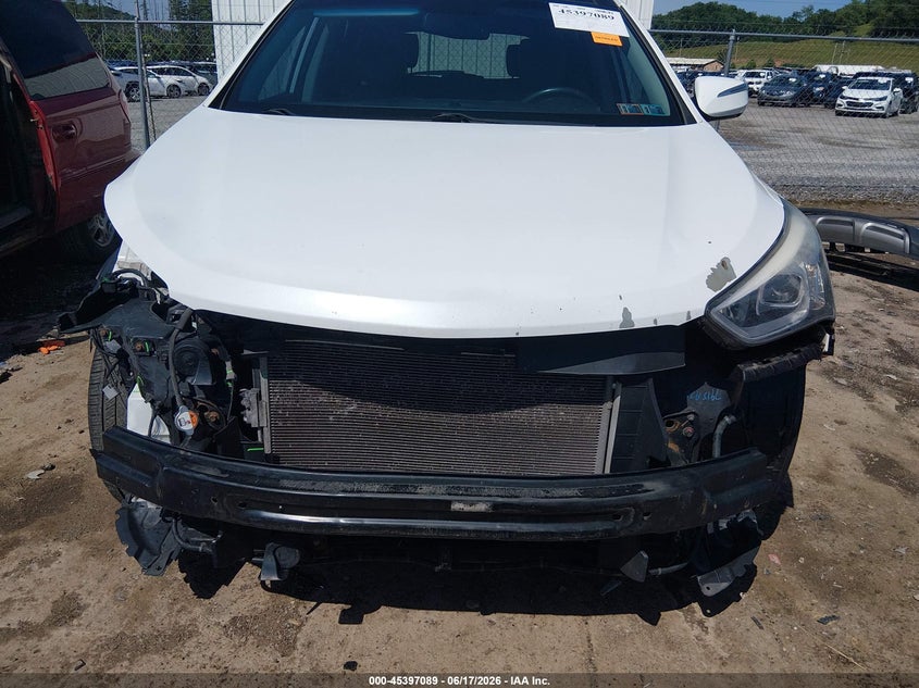 2016 Hyundai Santa Fe Sport 2.4L VIN: 5XYZUDLB7GG325085 Lot: 45397089