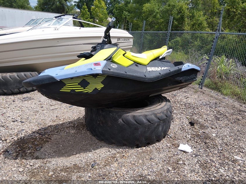 2024 SEA-DOO TRIXX SOUND SYSTEM auction photo 2