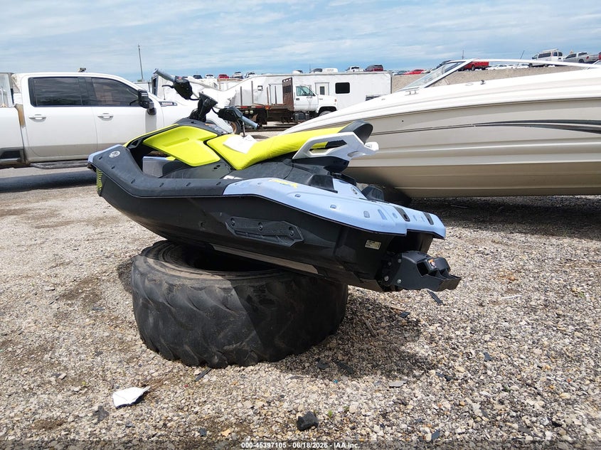 2024 SEA-DOO TRIXX SOUND SYSTEM auction photo 3