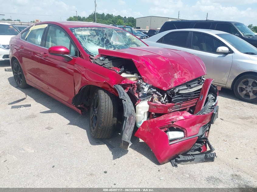 2020 FORD FUSION auction photo 1