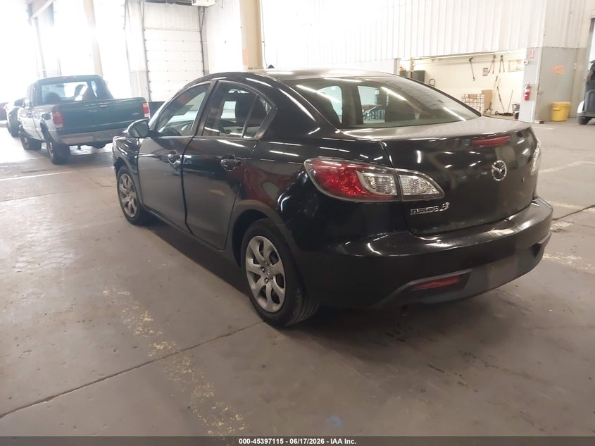 Vin: jm1bl1uf0b1412758, lot: 45895118, mazda mazda3 i sport 20113