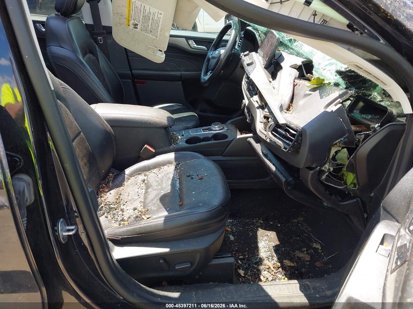 FORD ESCAPE 2021 VIN 1FMCU9J96MUA54867