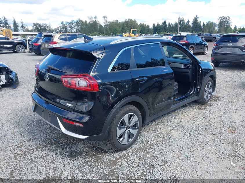 Vin: kndcc3lc1h5080239, lot: 45895222, kia niro ex 20174