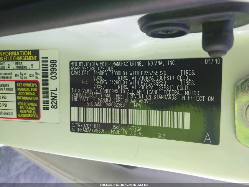 2010 Toyota Sequoia Platinum 5.7L V8 VIN: 5TDDW5G13AS032368 Lot: 45397314