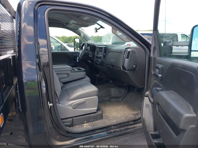 2015 CHEVROLET SILVERADO 3500HD CHASSIS auction photo 5