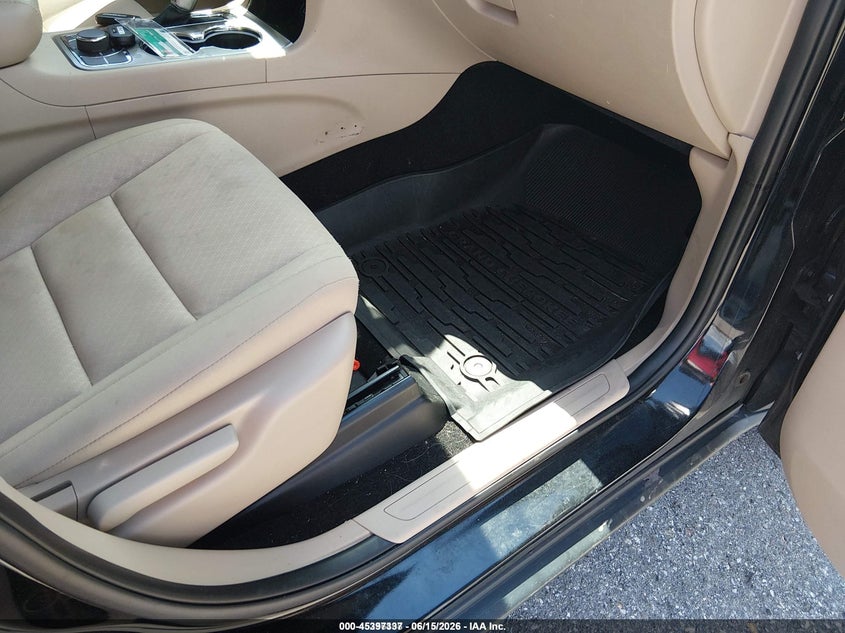 2019 JEEP GRAND CHEROKEE auction photo 5