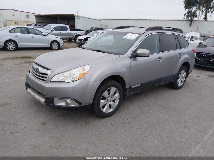 2011 Subaru Outback 2.5i Limited 4S4BRBKC8B3394863 photo 1