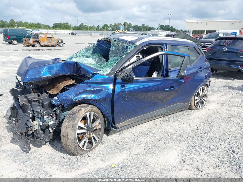 2020 NISSAN KICKS auction photo 2