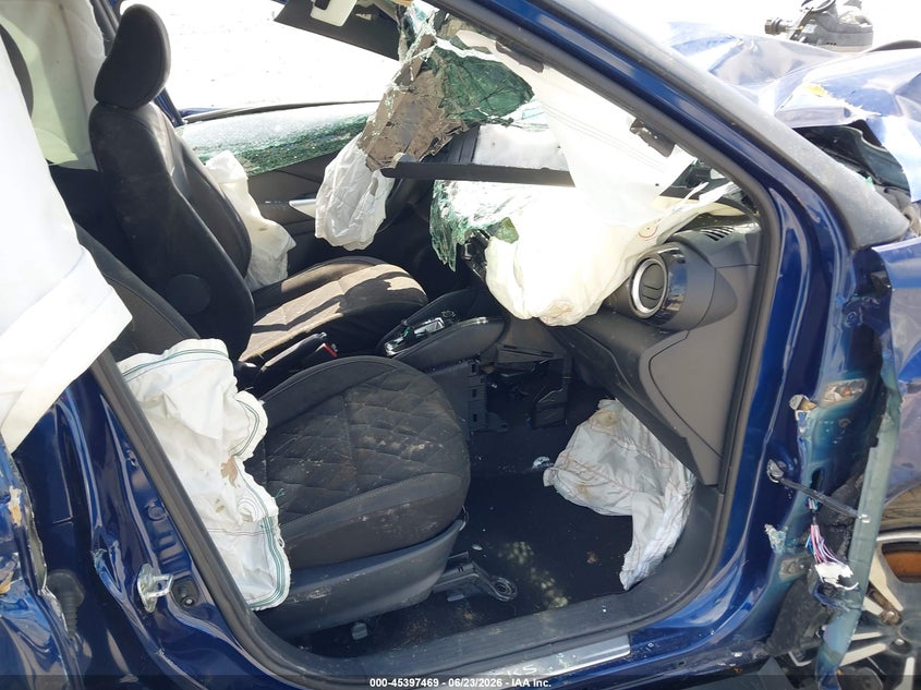 2020 NISSAN KICKS auction photo 5