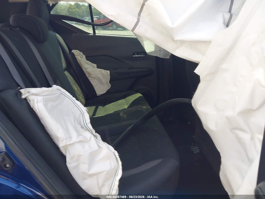 2020 NISSAN KICKS auction photo 8