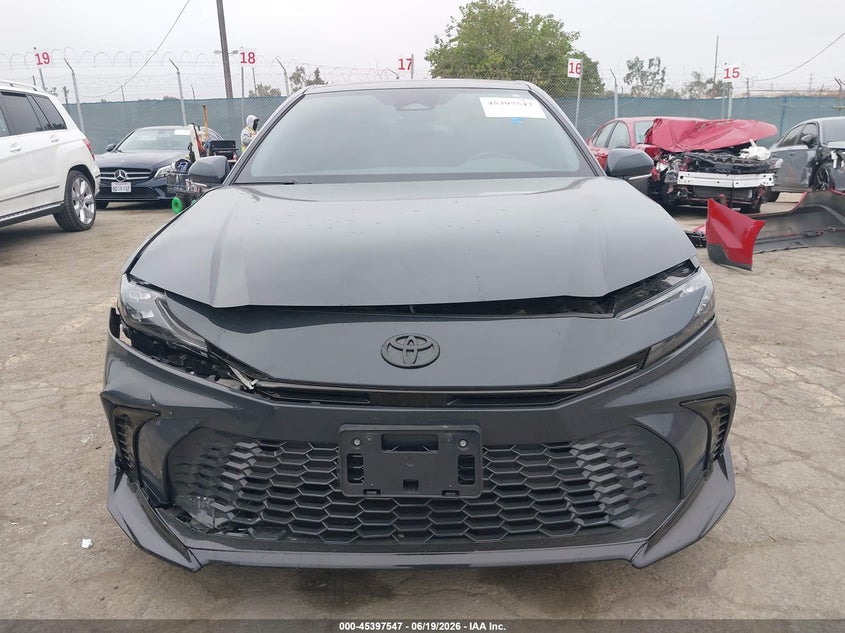 2025 TOYOTA CAMRY XSE — Photo 12