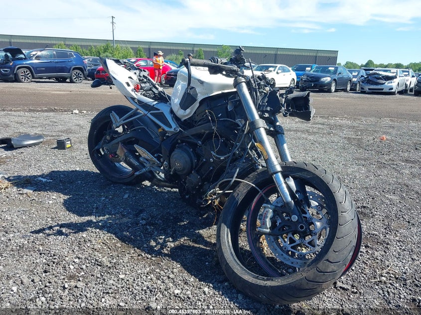 2019 Triumph Motorcycle Street Triple