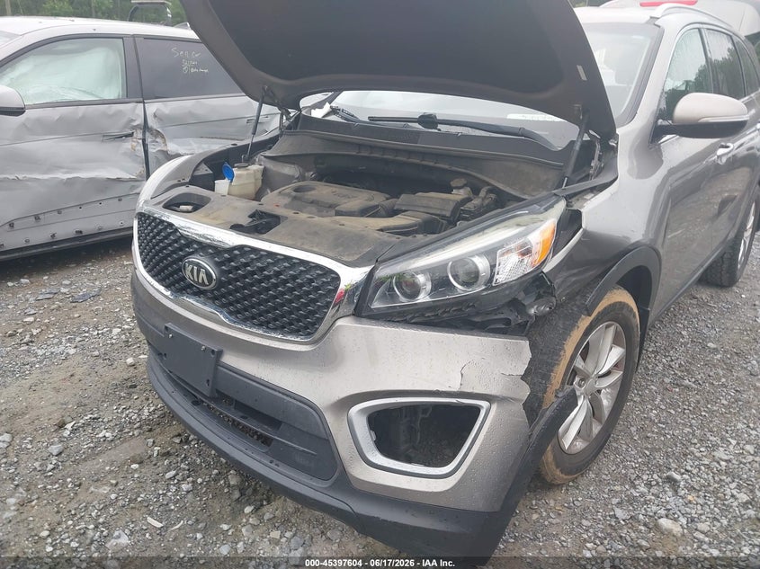 2017 KIA SORENTO auction photo 6