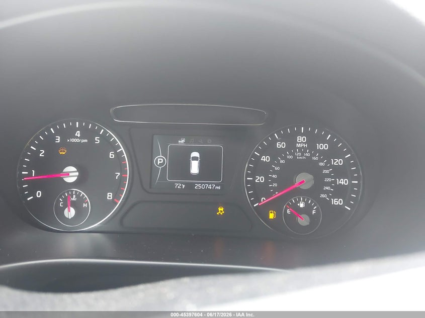 2017 KIA SORENTO auction photo 7