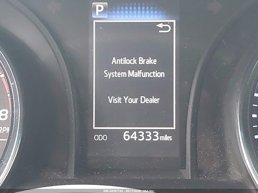 2020 TOYOTA CAMRY LE — Photo 16