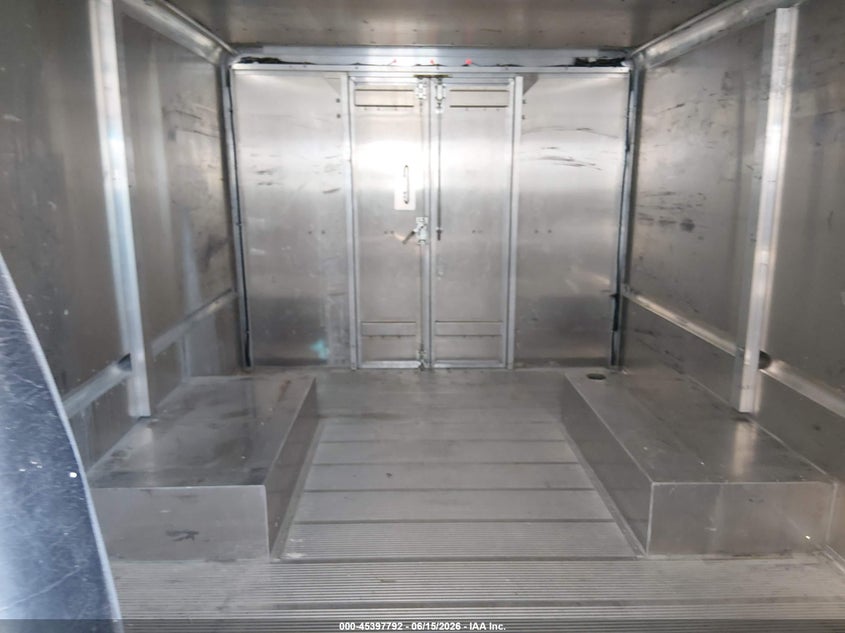2014 FORD E-350 STRIPPED auction photo 8