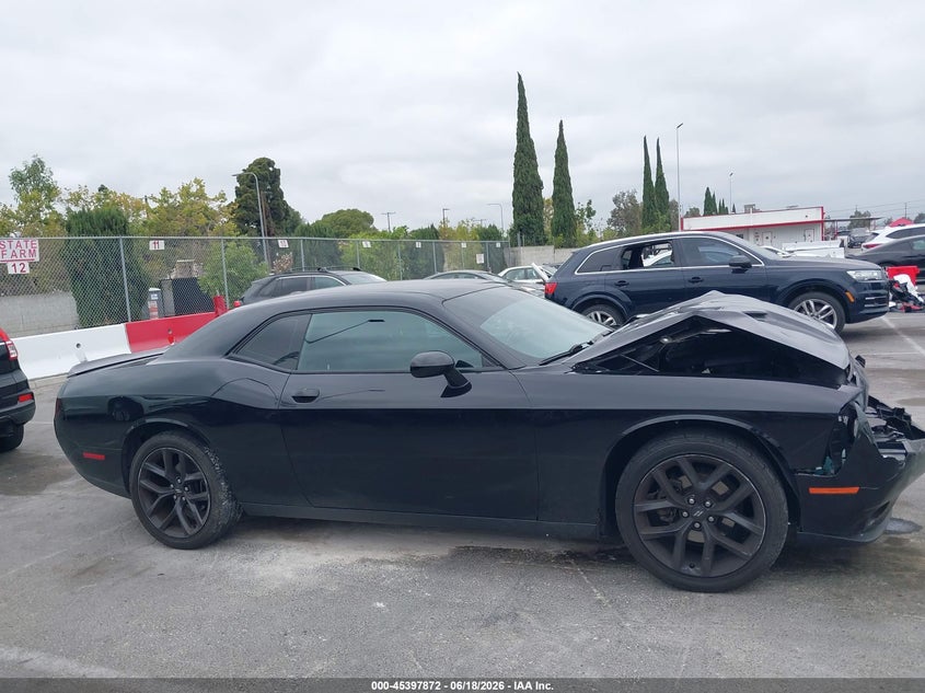 2021 Dodge Challenger Sxt VIN: 2C3CDZAG4MH560465 Lot: 45397872