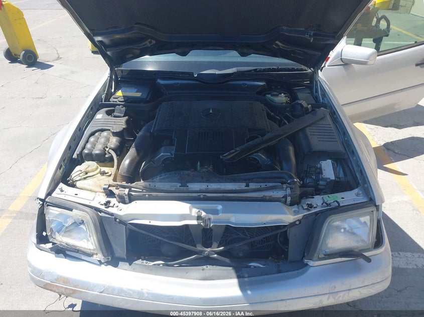 1998 Mercedes-Benz Sl 500 VIN: WDBFA67F9WF152657 Lot: 45397908