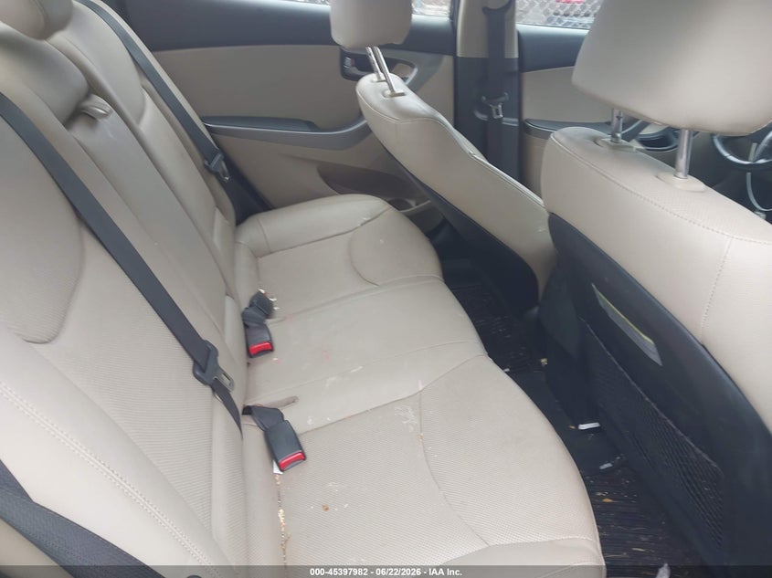 2015 HYUNDAI ELANTRA auction photo 8
