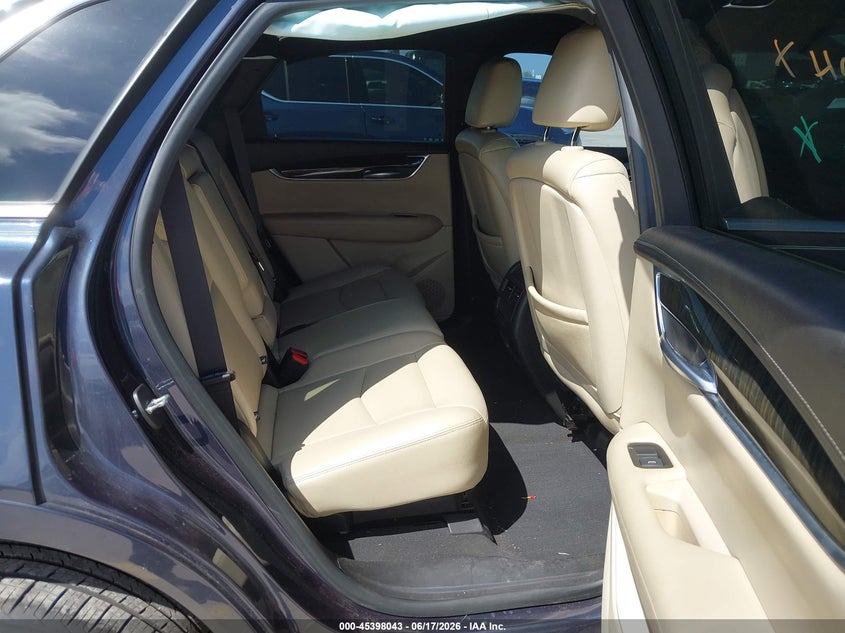 2018 CADILLAC XT5 auction photo 8