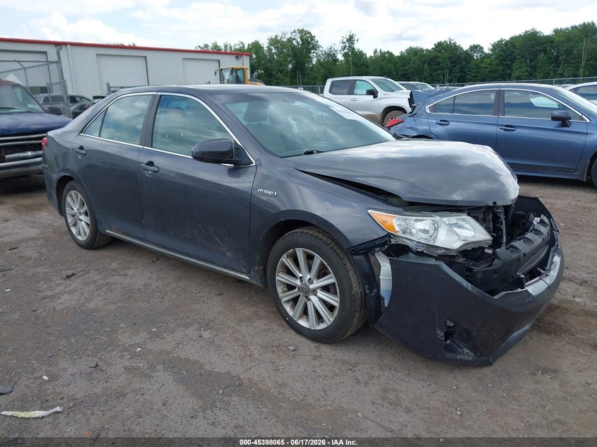 2013 Toyota Camry Hybrid Xle