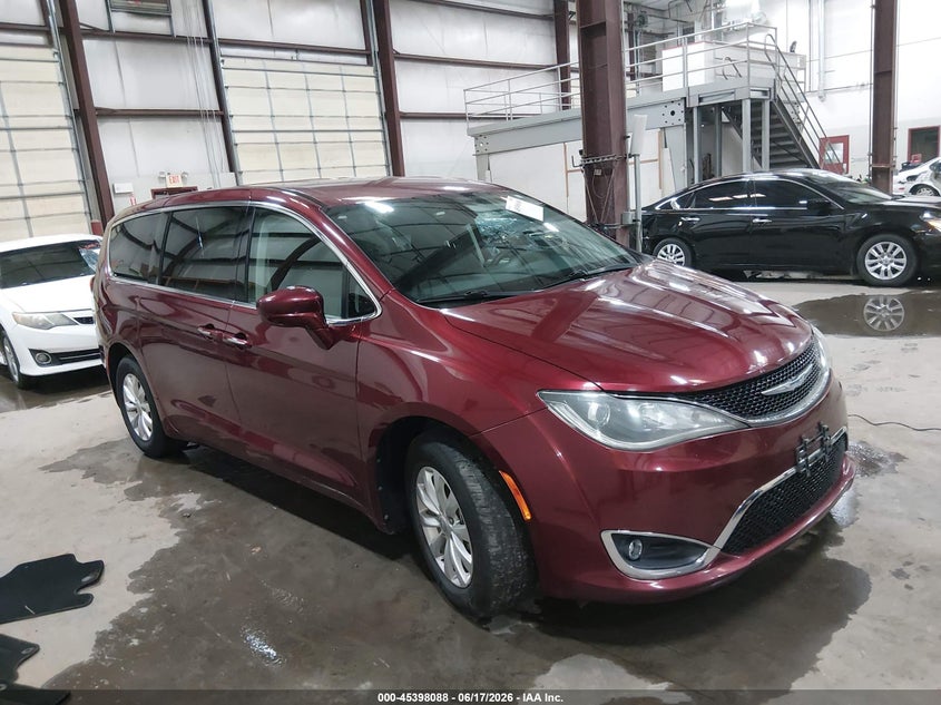 2018 Chrysler Pacifica Touring Plus