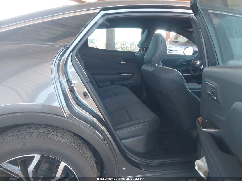 2024 TOYOTA CROWN auction photo 8
